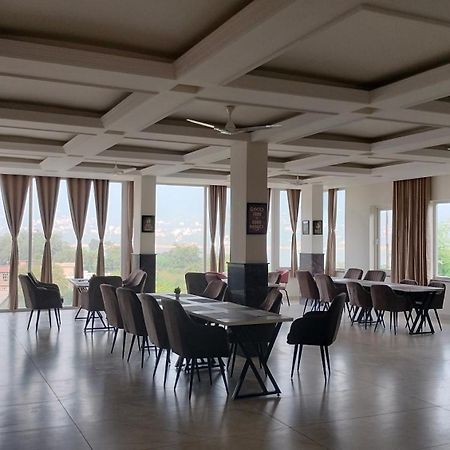 Govind Sagar View Hotel & Restaurant Bilaspur  Buitenkant foto