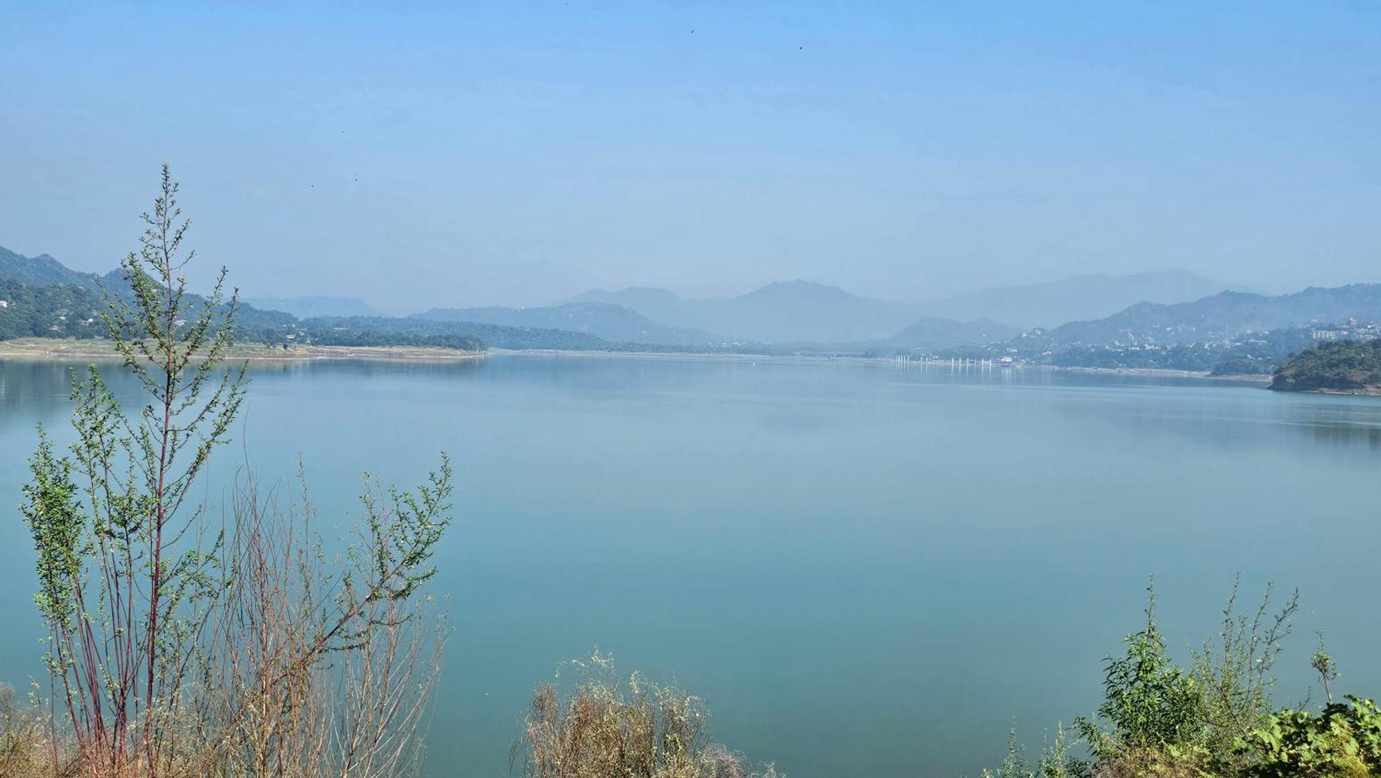 Govind Sagar View Hotel & Restaurant Bilaspur  Buitenkant foto
